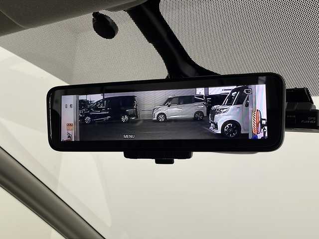 日産 セレナ e－パワー ハイウェイスター V 埼玉県 2018(平30)年 7.6万km ブリリアントホワイトパール 2トーン 純正９インチナビ　/アラウンドビューモニター　/純正フリップダウンモニター　/プロパイロット　/デジタルインナーミラー　　/パーキングサポート　/防水シート　/フルセグＴＶ　/ハンドルヒーター　/Ｂｌｕｅｔｏｏｔｈ