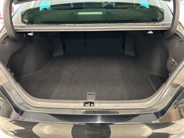 トヨタ カムリ G レザーパッケージ 岐阜県 2018(平30)年 5.3万km アティチュードブラックマイカ 純正SDナビ/・フルセグTV/・Bluetooth接続/・CD/DVD/Blu-ray/・SDミュージックサーバー/・AM/FM/ToyotaSafetySense/・プリクラッシュセーフティ/・レーンディパーチャーアラート/・レーダークルーズコントロール/・オートマチックハイビーム/バックカメラ/ビルトインETC/レザーシート /前席パワーシート/前席シートヒーター/LEDヘッドライト/スマートキー/スペアキー/プッシュスタート /保証書