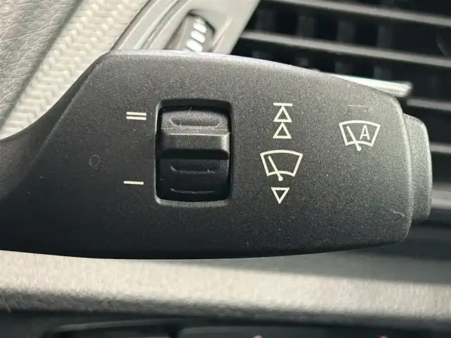 ＢＭＷ Ｍ２ 宮城県 2017(平29)年 7万km 青 ツインターボ/純正SDナビ/・CD/DVD/BT/・バックカメラ/・ETC/インテリジェントセーフティ/クリアランスソナー/速度警告/レザーシート/・シートヒーター（運転席/助手席）/・パワーシート（運転席/助手席）/・シートメモリー（運転席）/LEDヘッドライト/・オートライト/革巻きステアリング/・ステアリングスイッチ/・パドルシフト/純正アルミホイール/電動格納ミラー