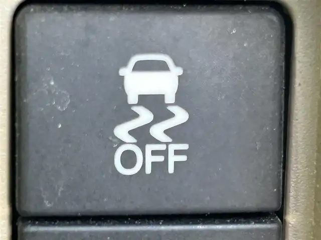 ホンダ Ｎ ＷＧＮ G SSパッケージ 岡山県 2016(平28)年 11.6万km プレミアムホワイトパールⅡ 登録時走行距離115154km/ワンオーナー/純正ナビ/地デジTV(AM/FM/CD/DVD/Bluetooth)/バックカメラ/ビルトインETC/ドライブレコーダー/シティブレーキアクティブシステム/横滑り防止装置/アイドリングストップ/電動格納ミラー/オートライト/USB端子/フロアマット/プッシュスタート/スマートキー×2/保証書/取扱説明書