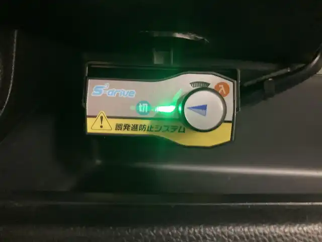 車両画像15