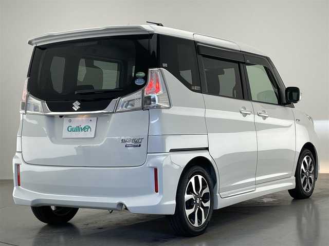スズキ ソリオ バンディット HV MV 福岡県 2015(平27)年 7.6万km ピュアホワイトP (株)IDOMが運営する【じしゃロン八幡西店】の自社ローン専用車両になります。こちらは現金またはオートローンご利用時の価格です。自社ローンご希望の方は別途その旨お申付け下さい/純正ナビ/フルセグTV/シートヒーター/両側パワスラ/全方位モニター/LEDヘッドライト/禁煙車/フォグランプ/オートライト/純正フロアマット/Bluetooth/USB入力端子