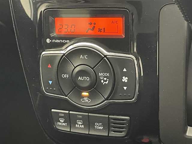 スズキ ソリオ バンディット HV MV 福岡県 2015(平27)年 7.6万km ピュアホワイトP (株)IDOMが運営する【じしゃロン八幡西店】の自社ローン専用車両になります。こちらは現金またはオートローンご利用時の価格です。自社ローンご希望の方は別途その旨お申付け下さい/純正ナビ/フルセグTV/シートヒーター/両側パワスラ/全方位モニター/LEDヘッドライト/禁煙車/フォグランプ/オートライト/純正フロアマット/Bluetooth/USB入力端子