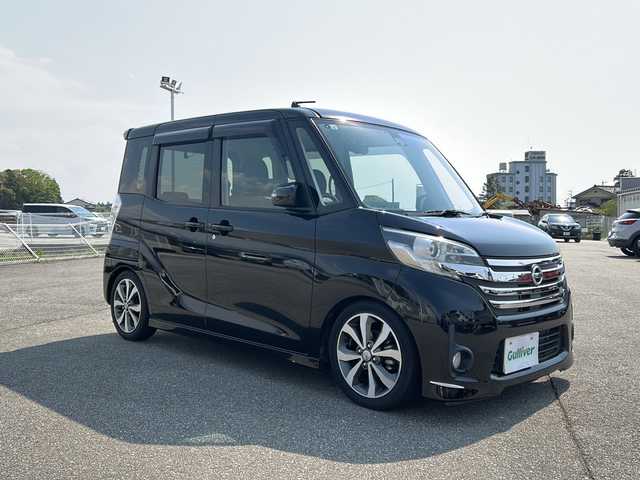 日産 デイズ ルークス ハイウェイスターX Gパッケージ 富山県 2015(平27)年 2.8万km ブラック ４ＷＤ/スマートキー /両側パワースライドドア/社外ドラレコ/社外ナビ・フルセグＴＶ/ＣＤ・ＤＶＤ・ＳＤ再生可能/アラウンドビューカメラ/ＥＴＣ/ＨＩＤオートライト/スペアキー/保証書・取説書