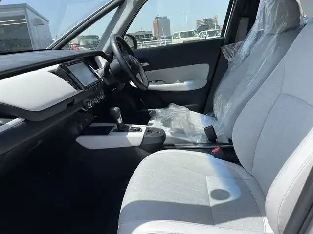 ホンダ フィット e:HEVホーム 石川県 2020(令2)年 5.1万km プラチナホワイトパール 純正8型ナビ/フルセグTV/バックカメラ/LEDヘッドライト/ETC/ホンダセンシング/レーダークルーズ/スマートキー/プッシュスタート/電動ミラー/コーナーセンサー/ABS/保証書