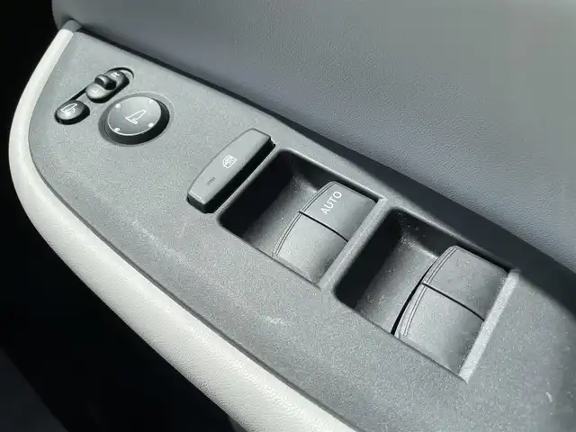 ホンダ フィット e:HEVホーム 石川県 2020(令2)年 5.1万km プラチナホワイトパール 純正8型ナビ/フルセグTV/バックカメラ/LEDヘッドライト/ETC/ホンダセンシング/レーダークルーズ/スマートキー/プッシュスタート/電動ミラー/コーナーセンサー/ABS/保証書