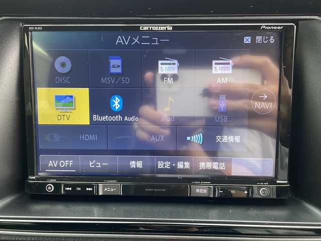 トヨタ ヴォクシー ZS 煌 大阪府 2018(平30)年 3.8万km ホワイトパールクリスタルシャイン ワンオーナー/純正メモリナビ/・DVD/CD/FM/AM/Bluetooth/・フルセグテレビ/ETC/バックカメラ/衝突軽減ブレーキ/レーンキープアシスト/クルーズコントロール/盗難防止装置/革巻きステアリング/ステアリングリモコン/両側パワースライドドア/LEDヘッドライト/オートライト/オートエアコン/スマートキー×1/プッシュスタート/12V電源/USBジャック/純正16インチアルミホイール/取扱説明書/ナビ取扱説明書/保証書