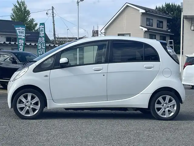 三菱 ｉ ＭｉＥＶ G 宮城県 2011(平23)年 3.8万km ホワイト 社外ナビ/FM・AM/ipod/AUX/CD・DVD/USB/Bluetooth/社外ドラレコ前後付きデジタルインナーミラー/ETC/純正アルミホイール15インチ/スマートキー