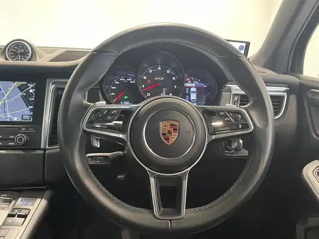 ポルシェ マカン GTS 愛知県 2016(平28)年 5.2万km パール スポーツクロノＰＫＧ　/スポーツエグゾースト/パノラマルーフ　/２０インチＲＳスパイダーデザインＡＷ　/純正ナビ　/３６０度カメラ　/Ｂｌｕｅｔｏｏｔｈ　/フルセグＴＶ　/クルコン　/レーンチェンジアシスト　/パークアシスト　/ドライブレコーダー/LEDヘッドライト/ETC2.0/社外レーダープッシュスタート/アイドリングストップ