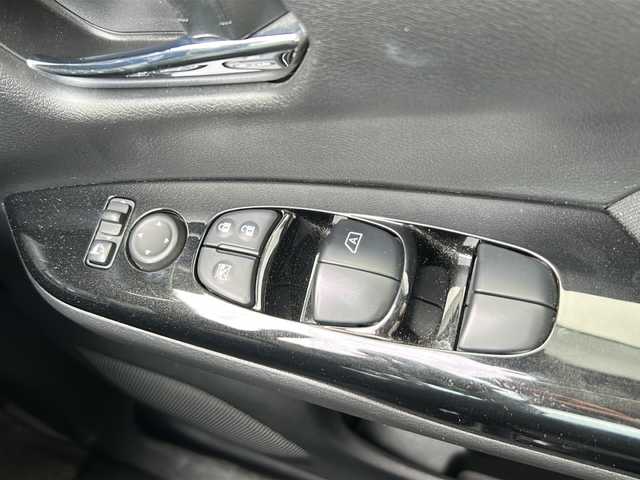 日産 セレナ ハイウェイスター G プロパイロットED 茨城県 2017(平29)年 9万km マルーンレッド 2トーン プロパイロット/エマージェンシーブレーキ/フリップダウンモニター/純正SDナビ/　　BT/CD/DVD/Blu-ray/ワンセグ/バックカメラ/両側パワースライドドア/インテリジェントクルーズコントロール/HIDオートライト/15インチアルミホイール/ルーフキャリア/アイドリングストップ/スマートキー/ETC