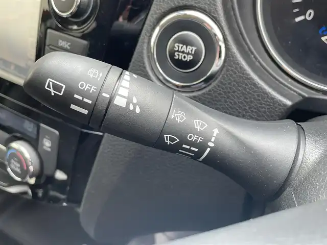 日産 エクストレイル ハイブリッド 20X エマージェンシーブレーキ 栃木県 2015(平27)年 4.9万km バーニングレッド (株)IDOMが運営する【じしゃロン宇都宮店】の自社ローン専用車両になります。こちらは現金またはオートローンご利用時の価格です。自社ローンご希望の方は別途その旨お申付け下さい/純正ナビ/アラウンドビューモニター/カプロンシート/シートヒーター/エアシート/クルーズコントロール/フルセグ/スマートキー/４ＷＤ/純正アルミホイール
