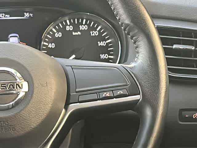 日産 エクストレイル 20X 福岡県 2020(令2)年 4.3万km ブリリアントホワイトパール ・純正ナビ【MM519D-L】/-BT/フルセグTV/CD/DVD/FM/AM/SD/・バックカメラ/・4WD/・純正ドラレコ【DJ4-D】/・電動リアゲート/・ダウンヒルアシスト/・衝突軽減ブレーキ/・コーナーセンサー/・横滑り防止装置/・車線逸脱警報/・スペアタイヤ/・純正アルミ18インチ/・純正フロアマット/・オートライト/・LEDヘッドライト/・フォグランプ/・ウィンカーヒーター/・電動格納ミラー/・ウィンカーミラー/・ドアバイザー/・スマートキー/・スペアキー
