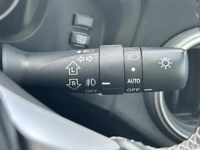 トヨタ ８６ GT 岡山県 2020(令2)年 7.5万km クリスタルホワイトパール 登録時走行距離74150km/TRDマフラー/社外ナビ/フルセグTV(AM.FM.CD.DVD.TV.BT)/エアロ（フロント・リア）/バックカメラ/ETC/ドライブレコーダー/衝突軽減ブレーキ/クルーズコントロール/横滑り防止装置/オートライト/17インチ社外AW（ホットスタッフ/GSPEED）/純正フロアマット/プッシュスタート