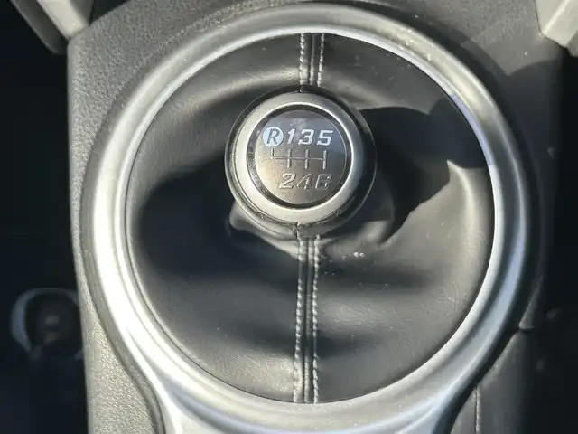 トヨタ ８６ GT 岡山県 2020(令2)年 7.5万km クリスタルホワイトパール 登録時走行距離74150km/TRDマフラー/社外ナビ/フルセグTV(AM.FM.CD.DVD.TV.BT)/エアロ（フロント・リア）/バックカメラ/ETC/ドライブレコーダー/衝突軽減ブレーキ/クルーズコントロール/横滑り防止装置/オートライト/17インチ社外AW（ホットスタッフ/GSPEED）/純正フロアマット/プッシュスタート