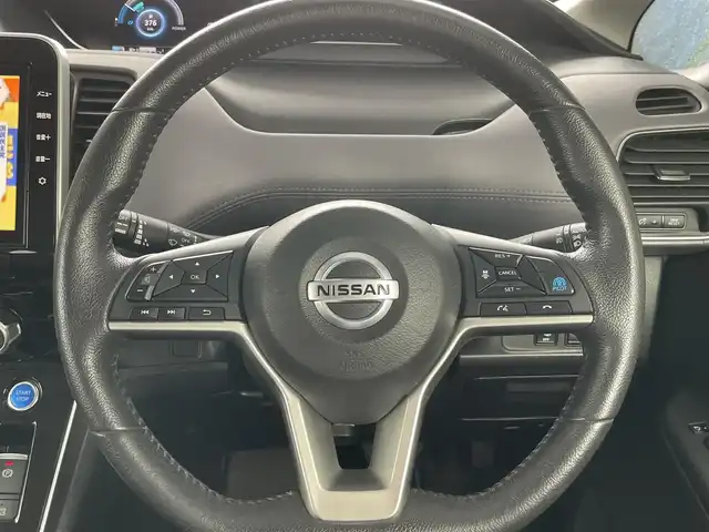 日産 セレナ e－パワー ハイウェイスター V 岡山県 2021(令3)年 10.3万km ダイヤモンドブラック 登録時走行距離102167km/純正10インチナビ/（AM/FM/CD/DVD/BT）/プロパイロット/純正フリップダウンモニター/アラウンドビューモニター/インテリジェントルームミラー/クリアランスソナー/衝突軽減ブレーキ/レーンキープアシスト/両側パワースライドドア/純正15インチアルミホイール/純正フロアマット/ETＣ/電格ミラー