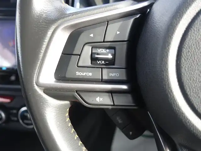 スバル インプレッサ ＸＶ 2．0i－L アイサイト 山形県 2017(平29)年 8.3万km ダークグレーメタリック 4WD/アイサイト/純正メモリナビ/　　【CD DVD BT フルセグ USB】/バックカメラ/レーダークルーズコントロール/LEDオートヘッドライト/純正17インチアルミホイール/ドライブレコーダー/ステアリングスイッチ/パドルシフト/電動格納ウィンカーミラー/フォグランプ/純正フロアマット/ドアバイザ―/ルーフレール/スマートキー/ETC2.0