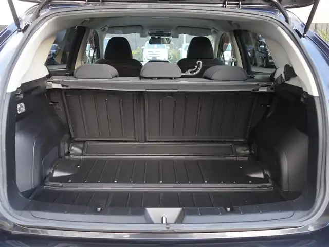 スバル インプレッサ ＸＶ 2．0i－L アイサイト 山形県 2017(平29)年 8.3万km ダークグレーメタリック 4WD/アイサイト/純正メモリナビ/　　【CD DVD BT フルセグ USB】/バックカメラ/レーダークルーズコントロール/LEDオートヘッドライト/純正17インチアルミホイール/ドライブレコーダー/ステアリングスイッチ/パドルシフト/電動格納ウィンカーミラー/フォグランプ/純正フロアマット/ドアバイザ―/ルーフレール/スマートキー/ETC2.0