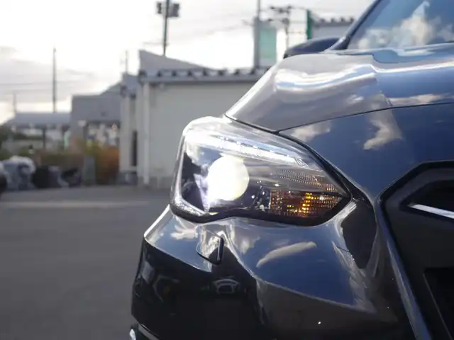 スバル インプレッサ ＸＶ 2．0i－L アイサイト 山形県 2017(平29)年 8.3万km ダークグレーメタリック 4WD/アイサイト/純正メモリナビ/　　【CD DVD BT フルセグ USB】/バックカメラ/レーダークルーズコントロール/LEDオートヘッドライト/純正17インチアルミホイール/ドライブレコーダー/ステアリングスイッチ/パドルシフト/電動格納ウィンカーミラー/フォグランプ/純正フロアマット/ドアバイザ―/ルーフレール/スマートキー/ETC2.0