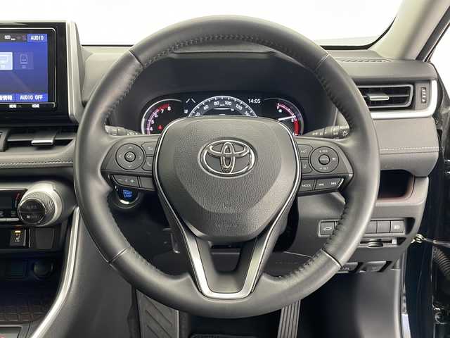 トヨタ ＲＡＶ４ G Zパッケージ 長野県 2019(令1)年 2.5万km アティチュードブラックマイカ 4WD/純正SDナビ/トヨタセーフティーセンス/アダクティブクルーズコントロール/パワーバックドア/デジタルインナーミラー/ドライブレコーダー/パワーシート/メモリーシート/シートヒーター/ステアリングヒーター/フォグランプ/衝突軽減ブレーキ/オートブレーキホールと/スマートキー・スペアキー1本/プッシュスタート