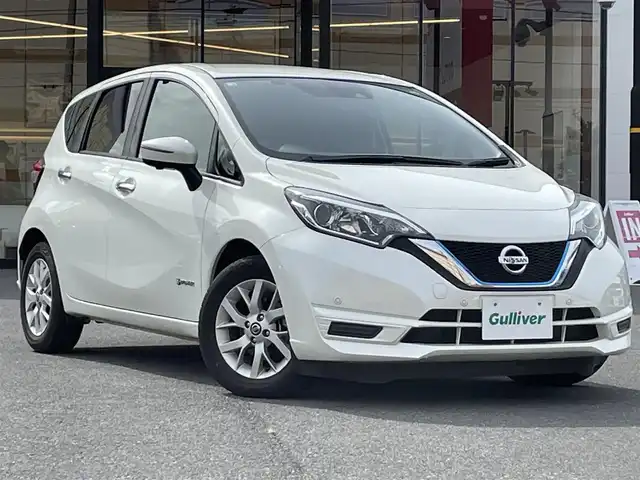 日産 ノート e－パワー X 宮城県 2018(平30)年 7.2万km パール 走行距離：７１８８４ｋｍ/デジタルインナーミラー/ｅパワー/ＥＴＣ/純正アルミホイール/全方位カメラ/前後コーナーセンサー/パーキングアシスト/電格ミラー/ウィンカーミラー/ＤＶＤ/ＳＤナビ/プリクラッシュ/純正フロアマット/レベライザー
