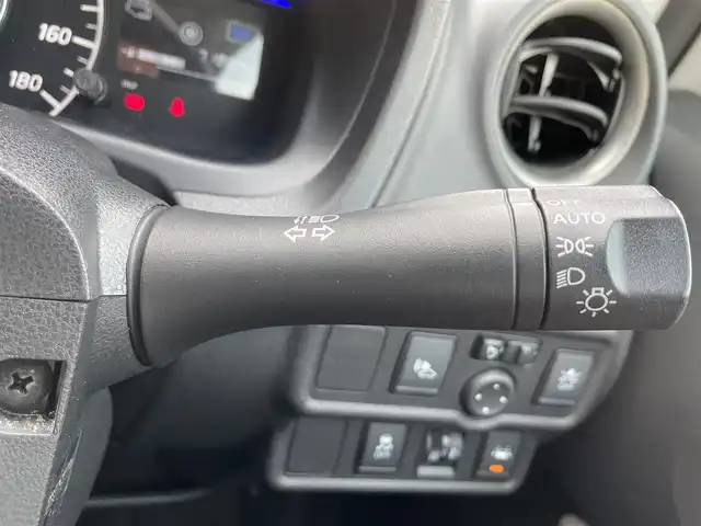 日産 ノート e－パワー X 宮城県 2018(平30)年 7.2万km パール 走行距離：７１８８４ｋｍ/デジタルインナーミラー/ｅパワー/ＥＴＣ/純正アルミホイール/全方位カメラ/前後コーナーセンサー/パーキングアシスト/電格ミラー/ウィンカーミラー/ＤＶＤ/ＳＤナビ/プリクラッシュ/純正フロアマット/レベライザー