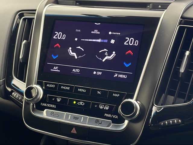トヨタ クラウン ハイブリッド RS アドバンス 宮城県 2020(令2)年 0.9万km ブラック ワンオーナー/禁煙車/3眼LEDヘッドライト/純正メモリナビ/（TV/ナビ/CD/DVD/Bluetooth/AM/FM/ミラキャスト）/純正ドライブレコーダー：DRT-H68A/ブラインドスポットモニター（BSM）/ヘッドアップディスプレイ/アダプティブクルーズコントロール（ACC）/シートヒーター（運転席/助手席）/パワーシート（運転席/助手席）/シートポジションメモリー/助手席肩口パワーシートスイッチ（シートスライド＆リクライニング）/パドルシフト/ステアリングヒーター/シーケンシャルウィンカー/トヨタセーフティセンス/純正スカッフプレート/純正フロアマット/純正ドアバイザー/ETC2.0