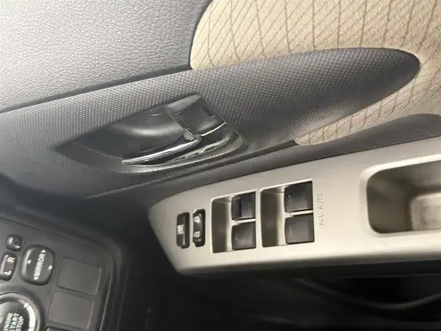 トヨタ ウィッシュ 1．8S 愛知県 2011(平23)年 9.4万km ホワイトパールクリスタルシャイン １オーナー　/サンルーフ　/ナビＮＨＺＮ－Ｗ６１Ｇ　/ビルトＥＴＣ　/パドルシフト　/スマートキー/オートライト　/電格ミラー　/レザー調シートカバー　/アルミホイール　/ＨＩＤライト　/プッシュスタート　/ＢＴ