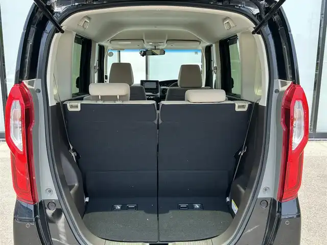 ホンダ Ｎ ＢＯＸ L 大阪府 2022(令4)年 2.2万km クリスタルブラックパール 純正ナビ/   フルセグTV/CD/DVD/Bluetooth/USB/バックモニター/衝突軽減ブレーキ/コーナーセンサー/前席シートヒーター/片側パワースライドドア/レーダークルーズコントロール/レーンキープアシスト/アイドリングストップ/ドライブレコーダー/オートマチックハイビーム/純正14インチアルミホイール/純正フロアマット/プッシュスタート/スマートキー/ＥＴＣ/ＬＥＤ/禁煙車