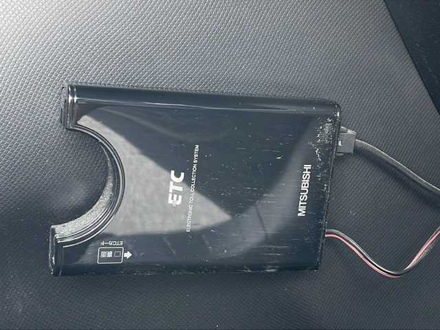 トヨタ ヴォクシー ZS 煌 山口県 2018(平30)年 7万km ブラック 純正ナビ/Bluetooth/ワンセグテレビ/バックカメラ/両側パワースライドドア/トヨタセーフティセンス/レーンキープアシスト/クルーズコントロール/オートハイビーム/ETC/純正16インチAW