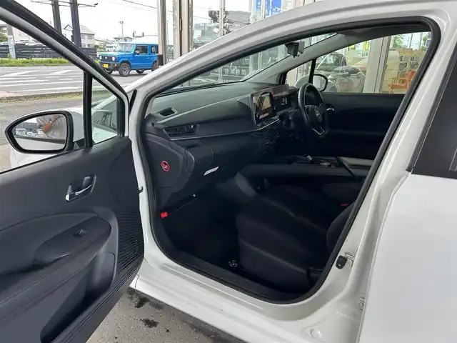 日産 ノート X FOUR 道東・釧路十勝 2022(令4)年 7.8万km ピュアホワイトパール 4WD/純正ナビ/(BT/USB/HDMI/Apple car play/Android)/フルセグテレビ/全方位カメラ/ETC2.0/プッシュスタート/スマートキー/ワイヤレス充電器/全方位運転支援システム/インテリジェントエマージェンシーブレーキ/プロパイロット/追従式クルーズコントロール/革巻きステアリング/ステアリングスイッチ/ステアリングヒーター/前席シートヒーター/前後コーナーセンサー/オートライト/オートマチックハイビーム/保証書/取扱説明書/記録簿