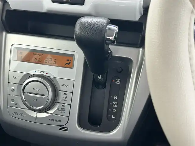 スズキ ハスラー G 滋賀県 2015(平27)年 3.2万km フェニックスレッドパール/ブルーイッシュブラックパール ガソリン（ハイブリッド）/2WD(FF)/CVT/7インチナビ【AVIC-MRZ02】/(AM/FM/CD/ワンセグ/SD)/プリクラッシュブレーキアシスト/ETC/前後ドライブレコーダー/デジタルインナーミラー/運転席シートヒーター/アイドリングストップ/電動格納ミラー/オートライト/ハロゲンヘッドライト/ヘッドライトレベリング/フルオートエアコン/プッシュスタート/スマートキー
