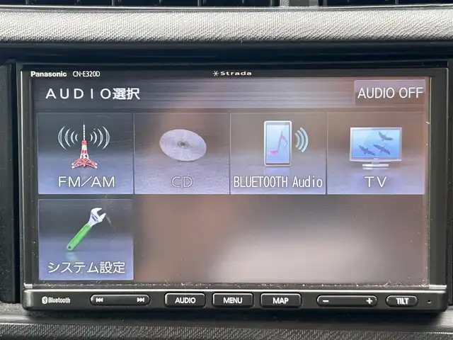 トヨタ アクア S 兵庫県 2014(平26)年 7.7万km スーパーホワイトⅡ 社外メモリナビ/ワンセグテレビ/CD DVD BT再生機能/バックカメラ/ウィンカーミラー/ドアバイザー/ETC/ウィンカーミラー/社外AW