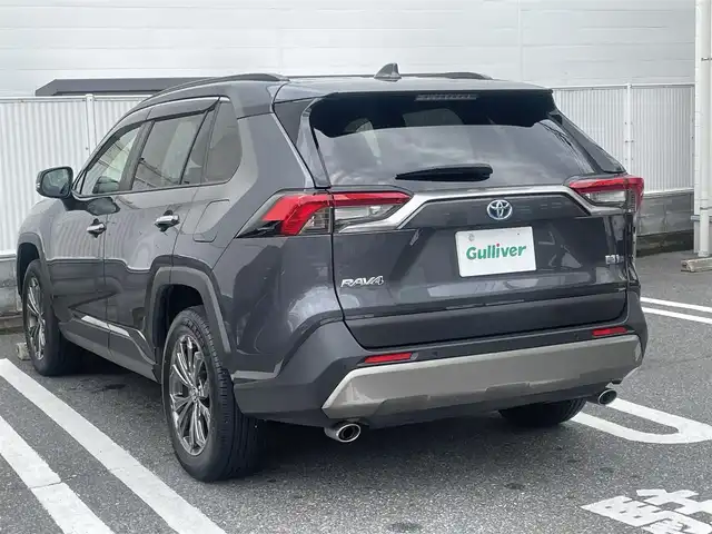 トヨタ ＲＡＶ４ ハイブリッドG 群馬県 2024(令6)年 1.1万km グレーメタリック ワンオーナー/4WD/純正ナビ(AM・FM/BT/フルセグTV)/ビルトインETC2.0/追従クルーズコントロール/横滑り防止装置/車線逸脱防止アラート/ステアリングスイッチ/ステアリングヒーター/パワーシート(D席)/シートメモリー(D席)/シートヒーター・クーラー(D/N席)/オートライト/LEDヘッドライト/電格ミラー/コーナーセンサー/全方位モニター/プッシュスタート/スマートキー×2/取扱説明書/保証書/記録簿