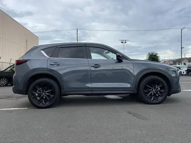 マツダ ＣＸ－５ XD ブラックトーンエディション 東京都 2023(令5)年 1.3万km ポリメタルグレーM 純正10.25型ナビ/フルセグ　USB　AM　FM　Bluetooth/全方位カメラ/レーダークルーズコントロール/アドバンスシティブレーキサポート/後退時スマートシティブレーキサポート/前後クリアランスソナー/ブラインドスポットモニター/レーンキープアシスト/誤発進抑制機能/ドライバーアテンションアラート/ヘッドアップディスプレイ/ハーフレザーシート/前席シートヒーター/D席パワーシート/D席メモリーシート/アイドリングストップ/革巻きステアリング/社外前後ドラレコ/ETC/スマートキー/プッシュスタート/アダプティブLEDヘッドライト/オートライト/オートハイビーム/フォグライト/純正19インチアルミホイル