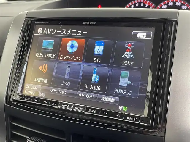 トヨタ ヴォクシー ZS 煌Ⅱ 群馬県 2012(平24)年 7.2万km ボルドーマイカメタリック フリップダウンモニター　ＡＬＰＩＮＥ８インチナビ　バックカメラ　両側パワースライドドア　ＨＩＤオートライト　純正１６インチアルミホイール　パドルシフト　スマートキー　スペアキー　ＥＴＣ　禁煙車