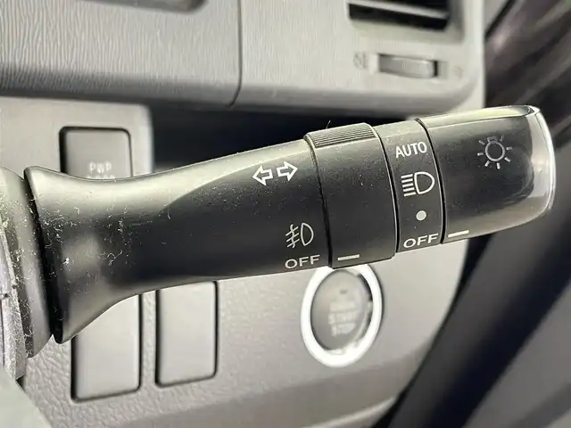トヨタ ヴォクシー ZS 煌Ⅱ 群馬県 2012(平24)年 7.2万km ボルドーマイカメタリック フリップダウンモニター　ＡＬＰＩＮＥ８インチナビ　バックカメラ　両側パワースライドドア　ＨＩＤオートライト　純正１６インチアルミホイール　パドルシフト　スマートキー　スペアキー　ＥＴＣ　禁煙車