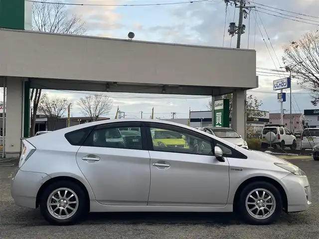 トヨタ プリウス L 宮城県 2009(平21)年 5.1万km シルバーM /社外メモリナビ//CD/DVD/SD/フルセグテレビ//バックカメラ//HID