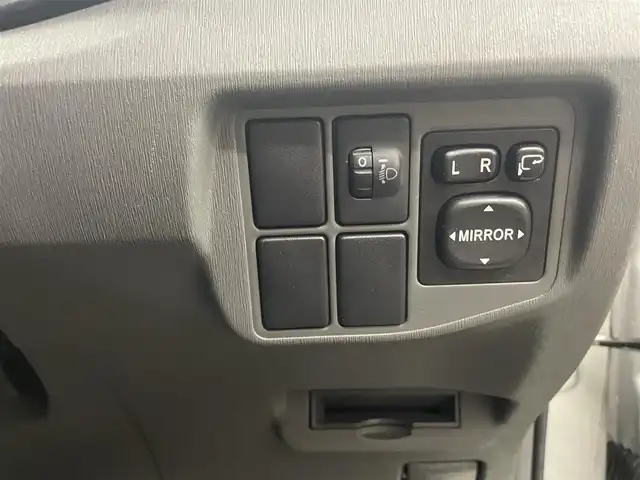 トヨタ プリウス L 宮城県 2009(平21)年 5.1万km シルバーM /社外メモリナビ//CD/DVD/SD/フルセグテレビ//バックカメラ//HID