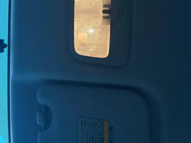 トヨタ シエンタ ハイブリッド G 静岡県 2017(平29)年 7万km ホワイトパールクリスタルシャイン ユーザー買取り車両/純正ナビ（TV.BT.AM.FM）/純正LEDヘッドライト/純正フロアマット/純正バイザー/純正オーディオ/両側パワースライドドア/D/Nシートヒーター/ドライブレコーダー/7人乗り