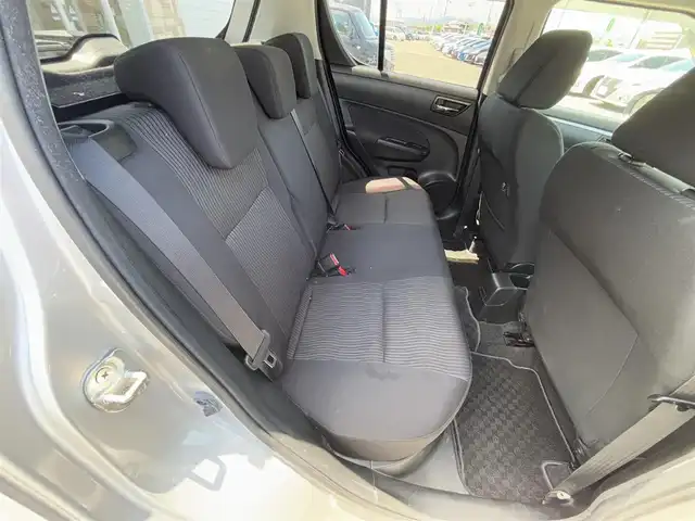 スズキ スイフト XG 徳島県 2013(平25)年 7.6万km スターシルバーメタリック SDナビ/バックカメラ/Bluetooth接続/プッシュスタート/ドアバイザー/横滑り防止措置/純正フロアマット/スマートキー/パワーステアリング