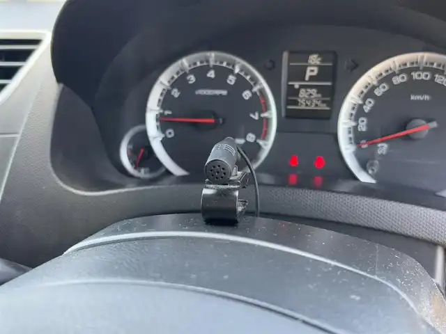 スズキ スイフト XG 徳島県 2013(平25)年 7.6万km スターシルバーメタリック SDナビ/バックカメラ/Bluetooth接続/プッシュスタート/ドアバイザー/横滑り防止措置/純正フロアマット/スマートキー/パワーステアリング