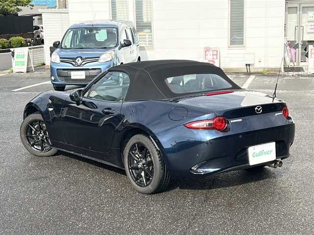 マツダ ロードスター RS 愛知県 2023(令5)年 3.5万km ディープクリスタルブルーマイカ /禁煙車/ワンオーナー//6速MT//メーカーSDナビ//フルセグTV//Bluetooth//CD.DVD.USB//ETC//スマートシティブレーキサポート//BSM//車線逸脱警報システム//横滑り防止（DSC）//パーキングセンサー//クルーズコントロール//黒レザーシート//D/N席シートヒーター//革巻きステアリング//ステアリングスイッチ//プッシュスタート//純正フロアマット//LEDオートライト//取扱説明書//新車保証書//スペアキー