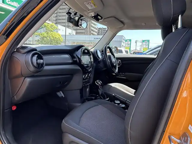 ＭＩＮＩ ミニ クーパー D 島根県 2016(平28)年 6.8万km オレンジⅡ 純正ナビ　/バックカメラ　/ＥＴＣ　/前後ドラレコ　/スマートキー　/ＭＴモード付きＡＴ　/社外ＢＢＳアルミホイール　/オートライト　/純正フロアマット