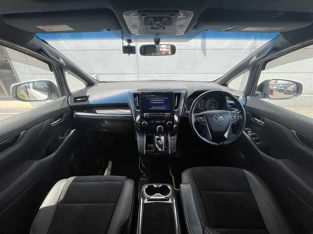 トヨタ ヴェルファイア Z Aエディション ゴールデンアイズ 千葉県 2017(平29)年 6.6万km ホワイトパールクリスタルシャイン ＡＬＰＩＮＥ１０インチナビ/バックカメラ/サンルーフ/両側パワースライドドア/電動リアゲート/オットマン/クルーズコントロール/ＥＴＣ/フルセグＴＶ/ＡＣ１００Ｖ/ハーフレザーシート/オートライト