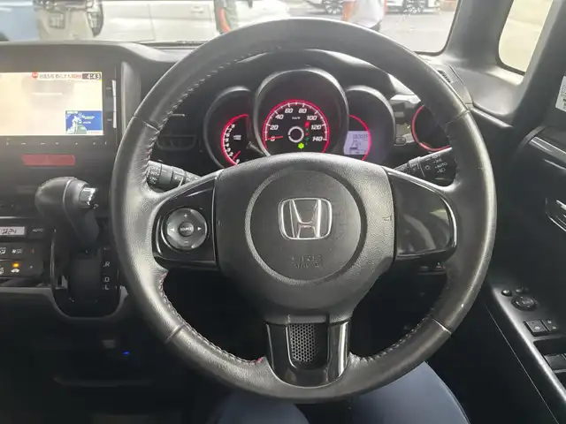 ホンダ Ｎ ＢＯＸ カスタム G SSパッケージ 京都府 2014(平26)年 6.7万km プレミアムホワイトパール ワンオーナー/純正ギャザーズナビ、地デジ、Bluetooth/バックカメラ/ステアリグスイッチ/オートライト/ETC/両側パワースランドドア/ディスチャージ/純正14インチアルミホイール/保証書/取扱説明書