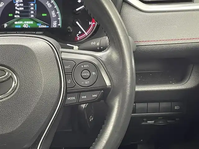 トヨタ ＲＡＶ４ アドベンチャー オフロードPKG 福井県 2021(令3)年 3.2万km アティチュードブラックマイカ 純正９インチディスプレイオーディオ/Bluetooth/フルセグTV/AppleCarPlay/AndroidAuto/バックカメラ /ToyotaSafetySense/・プリクラッシュセーフティ/・レーントレーシングアシスト/・レーダークルーズコントロール/・オートマチックハイビーム/・ロードサインアシスト/ブラインドスポットモニター【オプション】/オートライト /LED/フォグランプ/電動シート/電動リアゲート/革巻きステアリング/ステアリングスイッチ/ステアリングチルド機構/ルーフレール/社外フロントバンパーガード