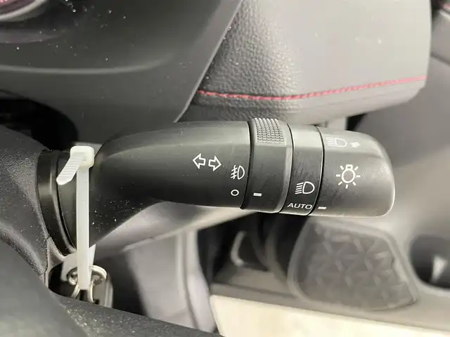 トヨタ ＲＡＶ４ アドベンチャー オフロードPKG 福井県 2021(令3)年 3.2万km アティチュードブラックマイカ 純正９インチディスプレイオーディオ/Bluetooth/フルセグTV/AppleCarPlay/AndroidAuto/バックカメラ /ToyotaSafetySense/・プリクラッシュセーフティ/・レーントレーシングアシスト/・レーダークルーズコントロール/・オートマチックハイビーム/・ロードサインアシスト/ブラインドスポットモニター【オプション】/オートライト /LED/フォグランプ/電動シート/電動リアゲート/革巻きステアリング/ステアリングスイッチ/ステアリングチルド機構/ルーフレール/社外フロントバンパーガード