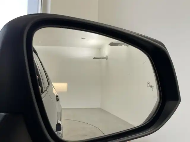 トヨタ ＲＡＶ４ アドベンチャー オフロードPKG 福井県 2021(令3)年 3.2万km アティチュードブラックマイカ 純正９インチディスプレイオーディオ/Bluetooth/フルセグTV/AppleCarPlay/AndroidAuto/バックカメラ /ToyotaSafetySense/・プリクラッシュセーフティ/・レーントレーシングアシスト/・レーダークルーズコントロール/・オートマチックハイビーム/・ロードサインアシスト/ブラインドスポットモニター【オプション】/オートライト /LED/フォグランプ/電動シート/電動リアゲート/革巻きステアリング/ステアリングスイッチ/ステアリングチルド機構/ルーフレール/社外フロントバンパーガード