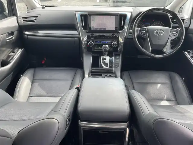トヨタ アルファード S Cパッケージ 神奈川県 2020(令2)年 7.9万km ホワイトパールクリスタルシャイン ワンオーナー/サンルーフ/合皮シート/・前席パワーシート/・前席シートヒーター/エアシート/・N席/セカンドオットマンシート/ディーラーop メモリーナビ/・フルセグTV/BT/Miracast/デジタルインナーミラー/前後ドライブレコーダー/ビルトインETC2.0/LTA/PKSB/PCS/BSM/RCTA/RSA/クリアランスソナー/レーダークルーズコントロール/オートマチックハイビーム/ステアリングヒーター/スマートキー/純正18インチAW/3眼LEDヘッドライト/フォグランプ/ドアバイザー/純正フロアマット/保証書/取扱説明書