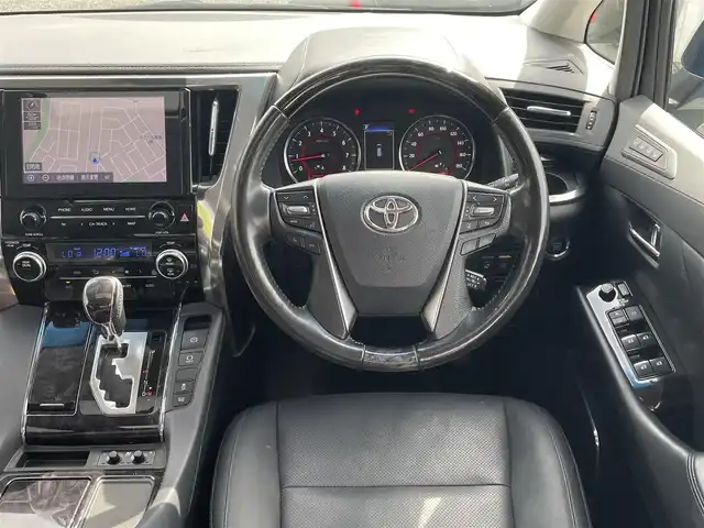 トヨタ アルファード S Cパッケージ 神奈川県 2020(令2)年 7.9万km ホワイトパールクリスタルシャイン ワンオーナー/サンルーフ/合皮シート/・前席パワーシート/・前席シートヒーター/エアシート/・N席/セカンドオットマンシート/ディーラーop メモリーナビ/・フルセグTV/BT/Miracast/デジタルインナーミラー/前後ドライブレコーダー/ビルトインETC2.0/LTA/PKSB/PCS/BSM/RCTA/RSA/クリアランスソナー/レーダークルーズコントロール/オートマチックハイビーム/ステアリングヒーター/スマートキー/純正18インチAW/3眼LEDヘッドライト/フォグランプ/ドアバイザー/純正フロアマット/保証書/取扱説明書